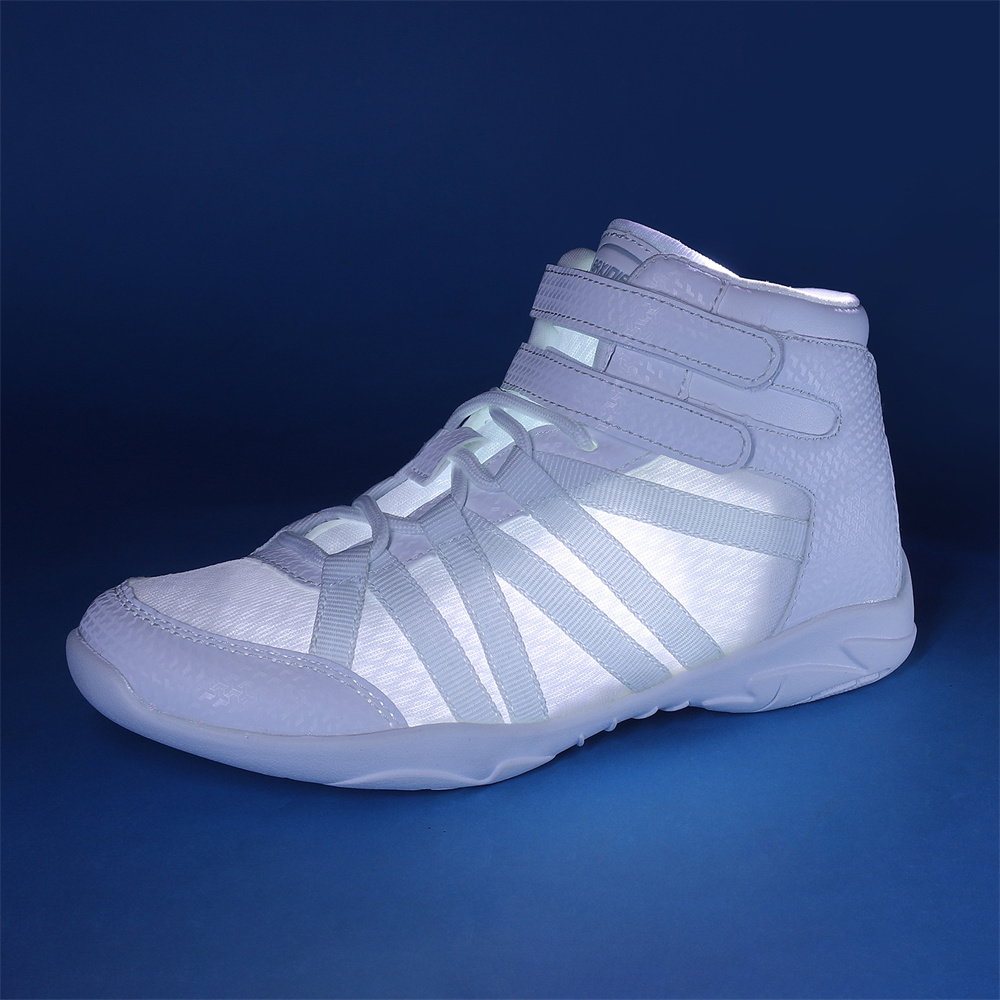 バキシニエ-女の子のための軽量ハイトップチアリーディングシュ - Badminton Shoes のレビューと価格
